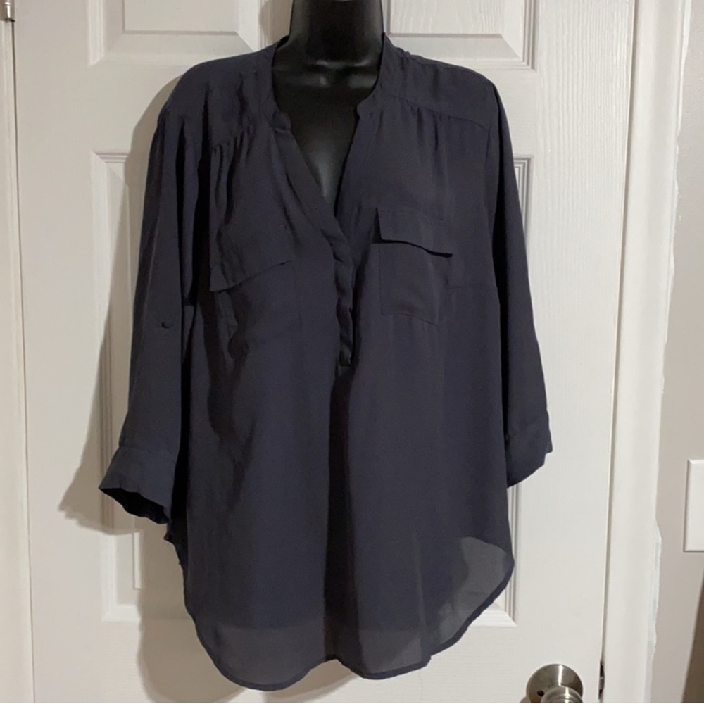 Torrid 1/2 Button 3/4 Roll Tab Sleeve Semi Sheer Blouse Sz 1